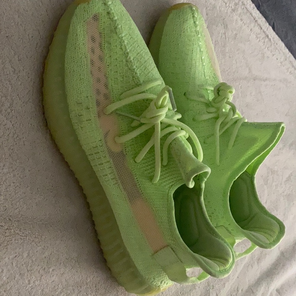 Neon Green Yeezys Boost 350 ‘V2’